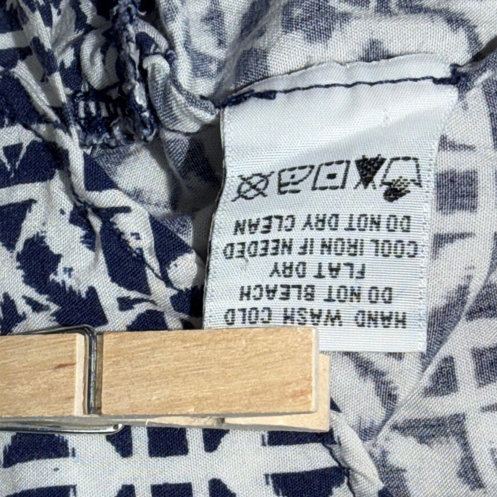 Velvet Heart Blue White Geometric Tile Print Button Down Shirt QMW-20619 Large - Picture 7 of 7